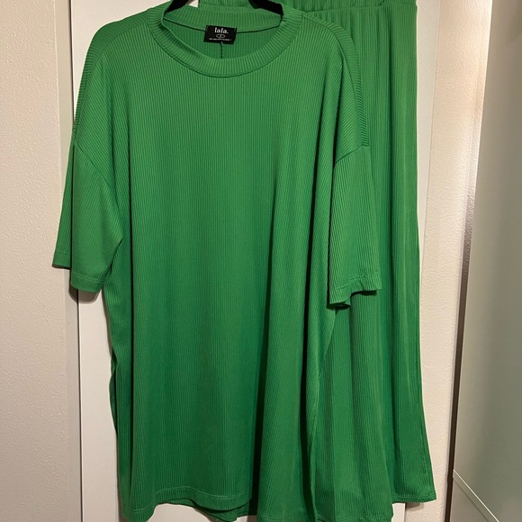 Vibrant Green Women's Jumpsuit - Picture 2 of 5